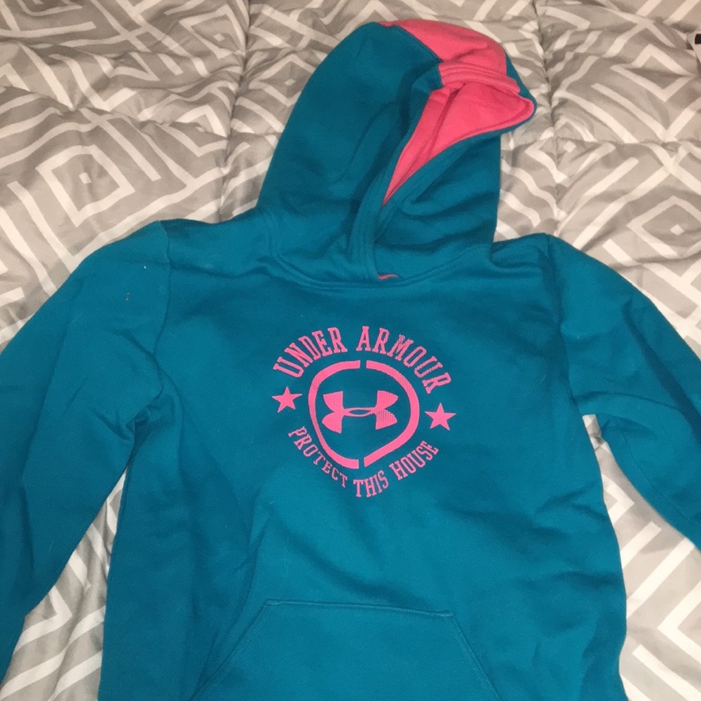 girls under armour hoodie